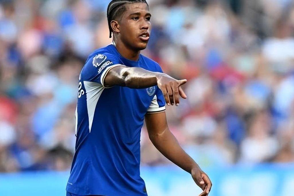 桑托斯今夜刷新队史纪录,志在英超名次提升,更衣室稳定,身体对抗强度拉满的简单介绍 桑托斯今夜刷新队史纪录,志在英超名次提升,更衣室稳定,身体对抗强度拉满的简单介绍