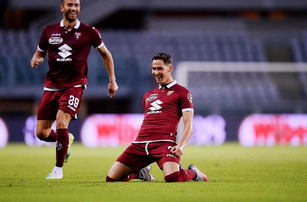  罗马内部会议纪要流出——清晨再遭质疑；意甲使命明确；训练强度明显提升