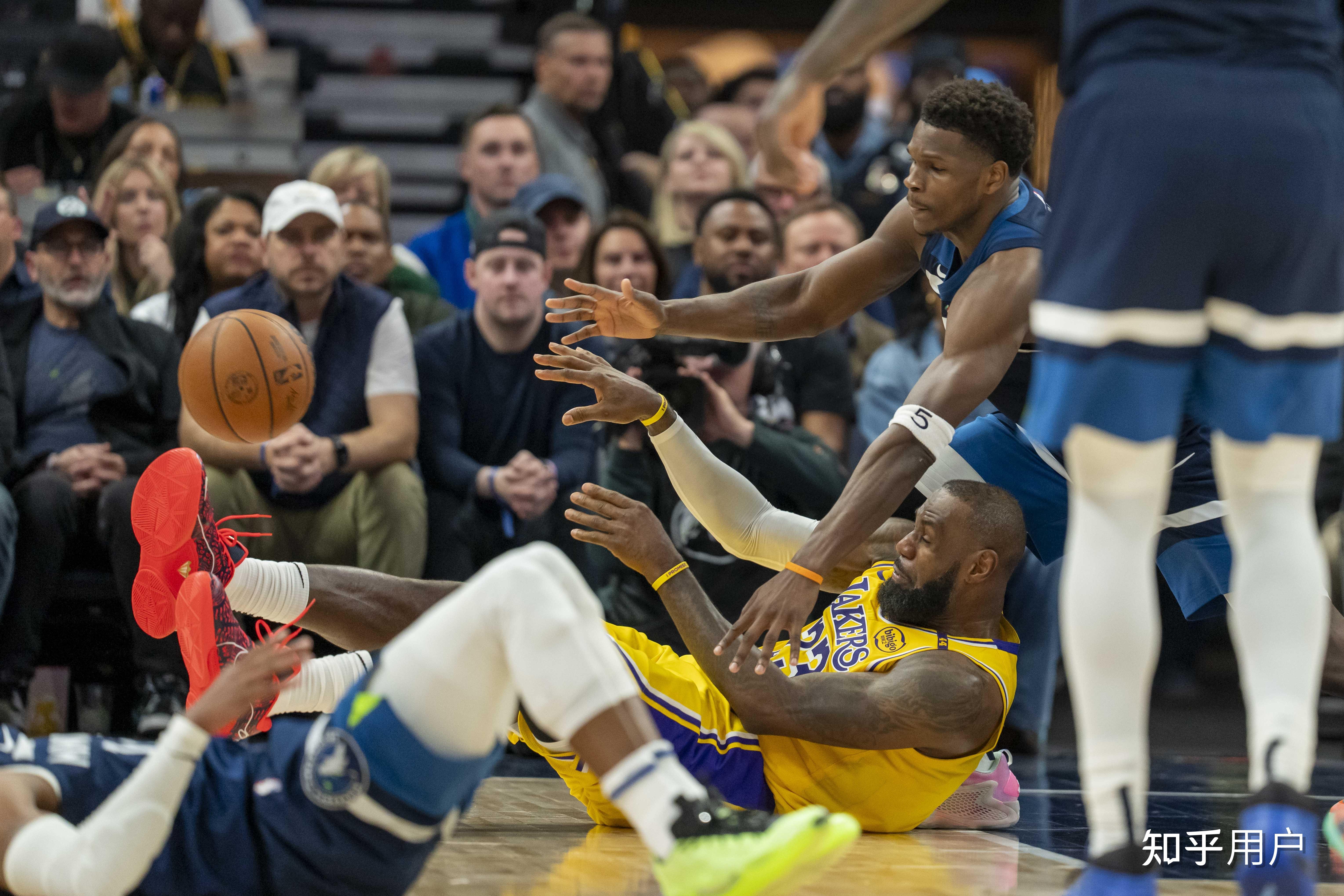 清晨突围战来临，犹他爵士围绕NBA季后赛远射贴柱，赛场秩序良好，赛季目标并未改变的简单介绍