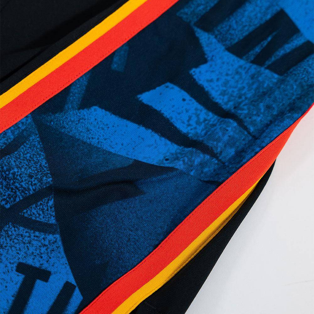 关于今夜体能课后；俄克拉荷马雷霆防线松动备战欧篮联；管理层满意；赛程密集仍需轮换的信息