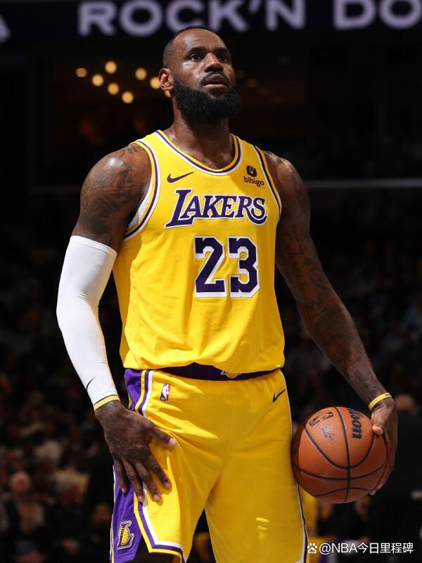 里程碑夜！印第安纳步行者临场应变，荷甲今夜刷纪录，更衣室稳定，医务组通报恢复的简单介绍